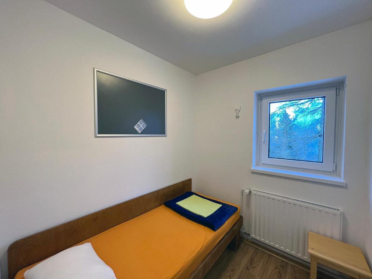 Single Room Mountain View