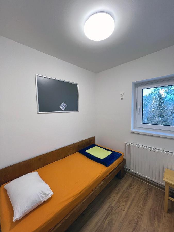 Single Room Mountain View